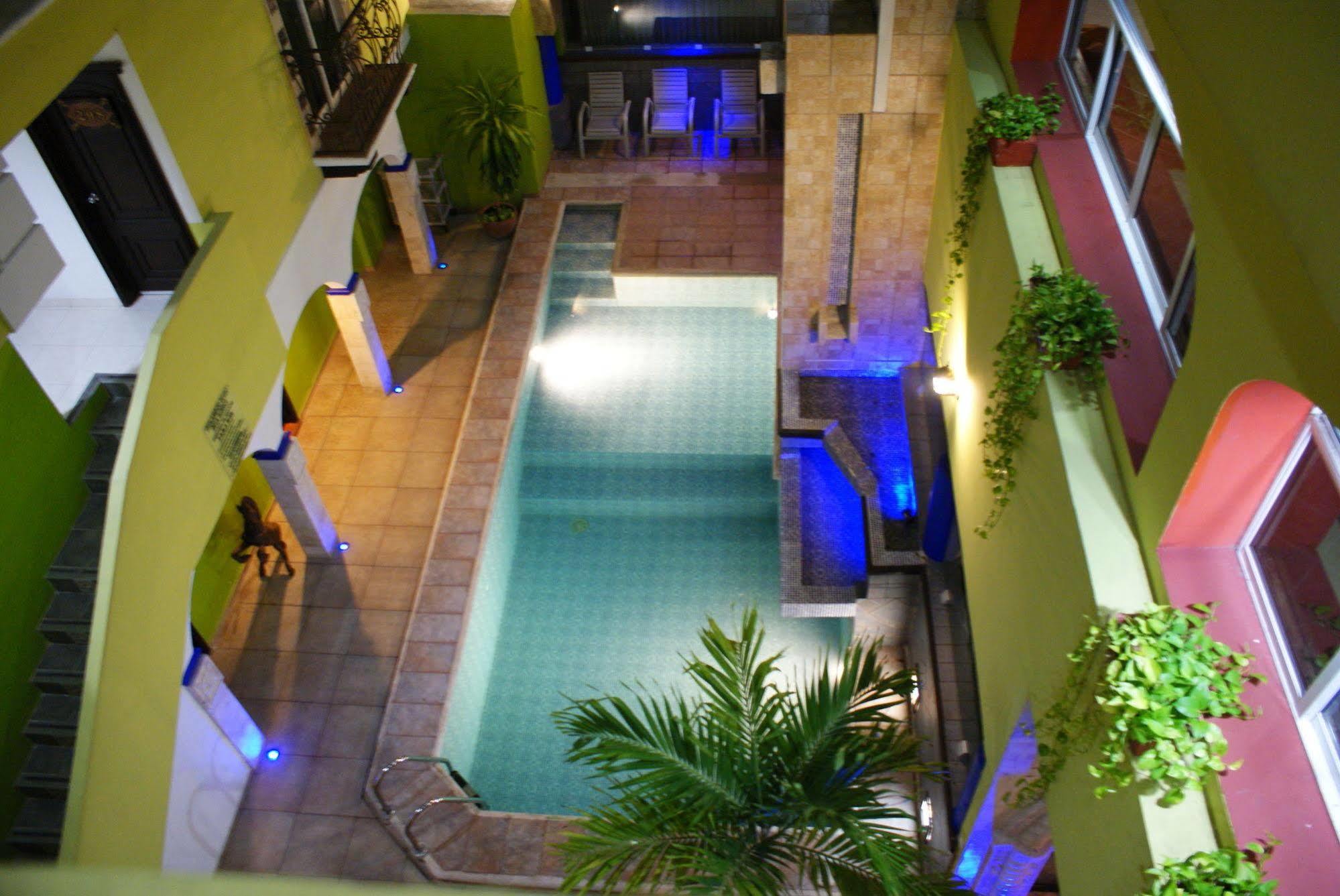 Suites Flamboyanes Merida Luaran gambar