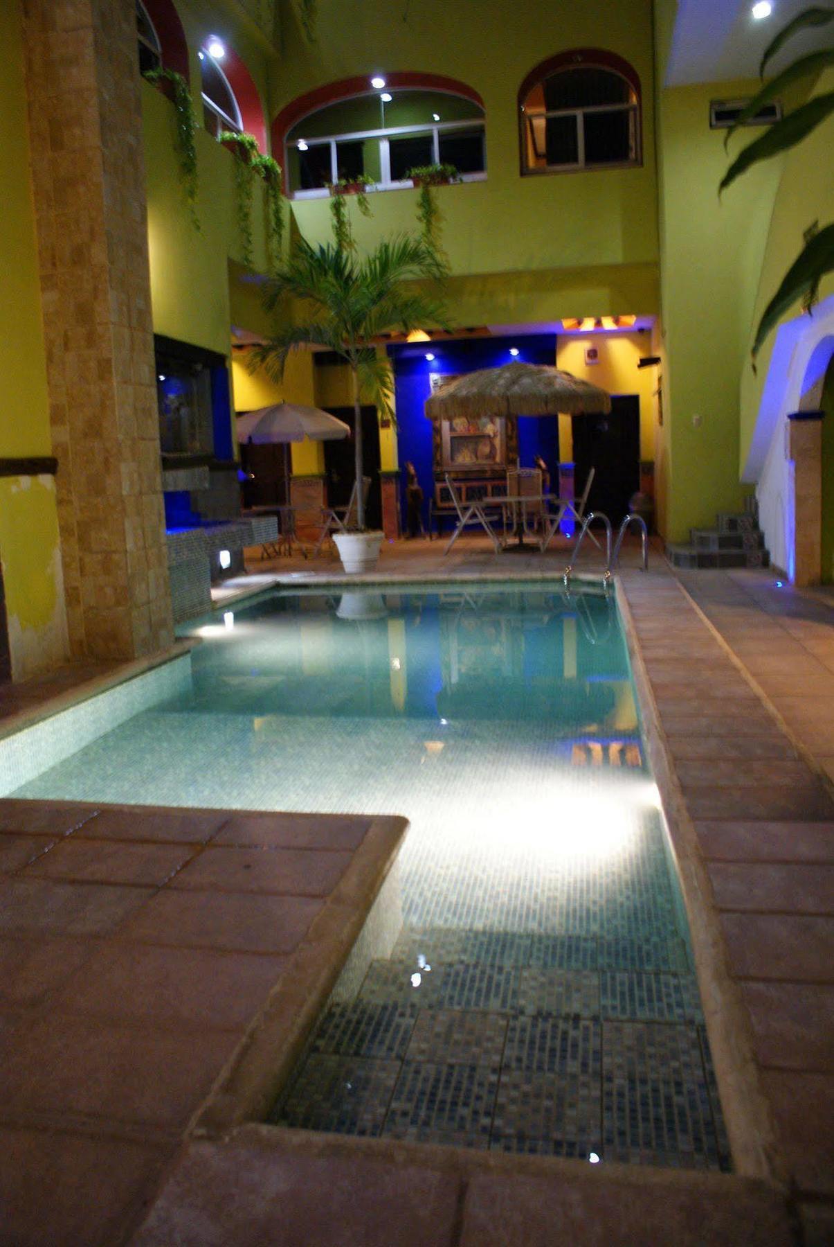 Suites Flamboyanes Merida Luaran gambar